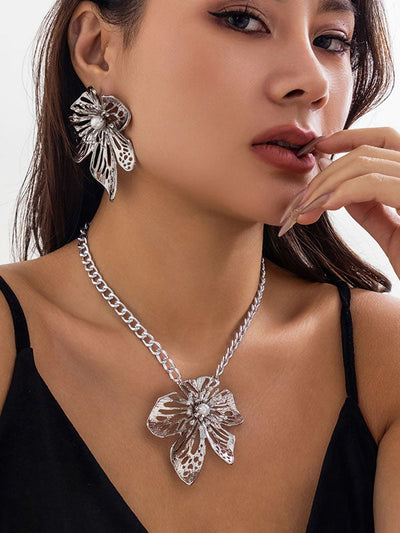 Chains Flower Shape Hollow Pleated Three Pieces Dainty Necklace + Earrings Accessories