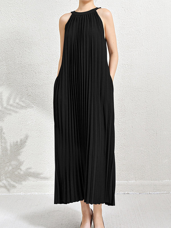 Loose Sleeveless Hollow Pleated Pockets Solid Color Halter-Neck Maxi Dresses
