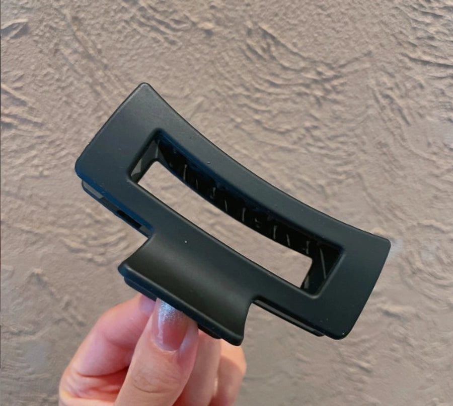 simple style solid color plastic handmade hair claws 1 piece