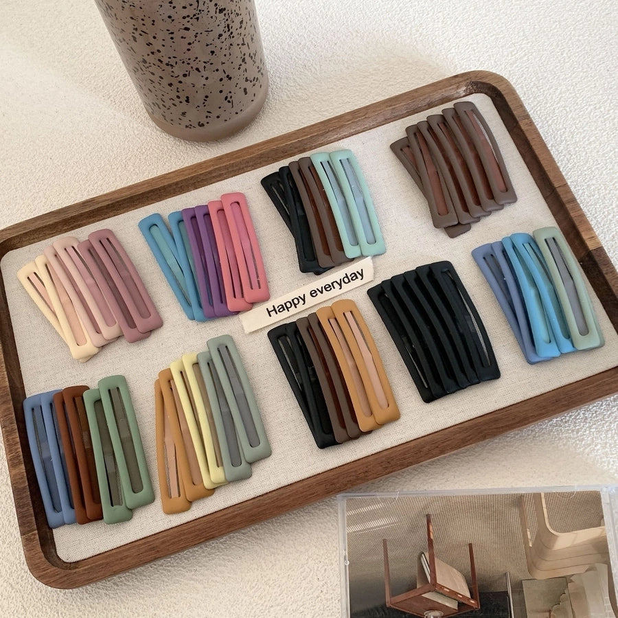 simple style classic style solid color alloy hair clip