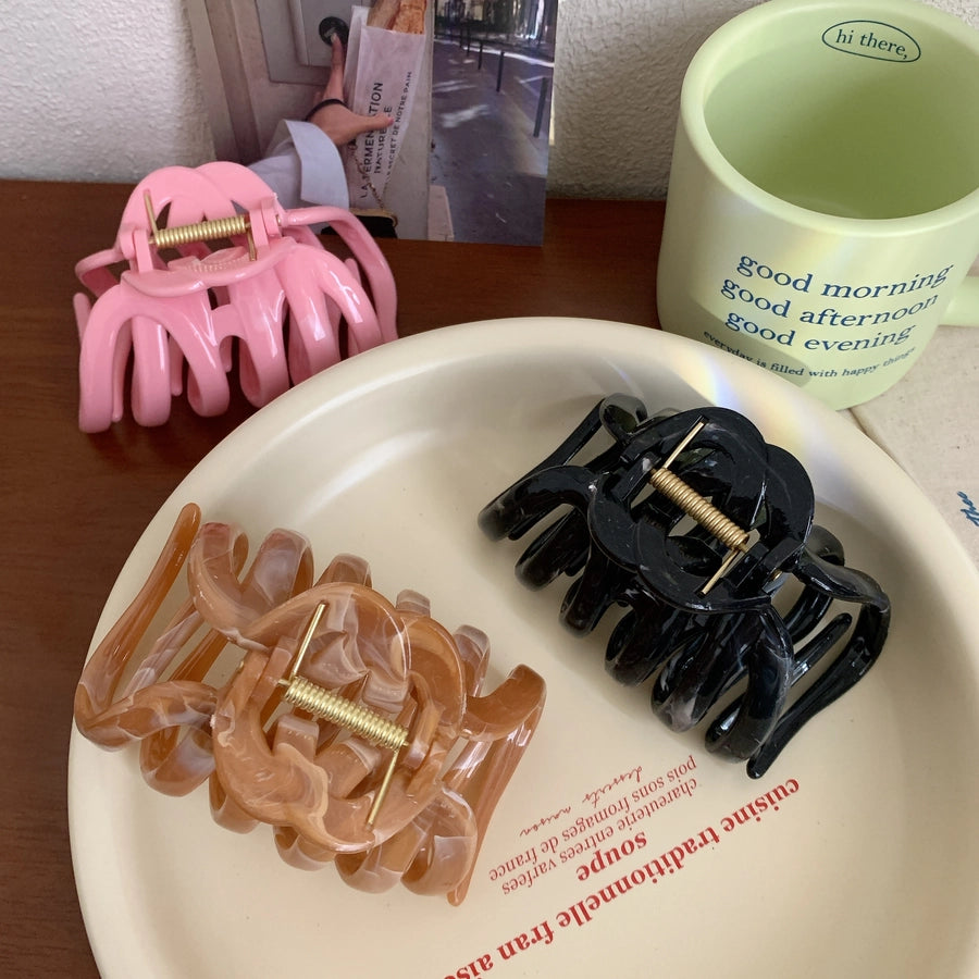 Women's Casual Simple Style Solid Color Plastic Hair Claws