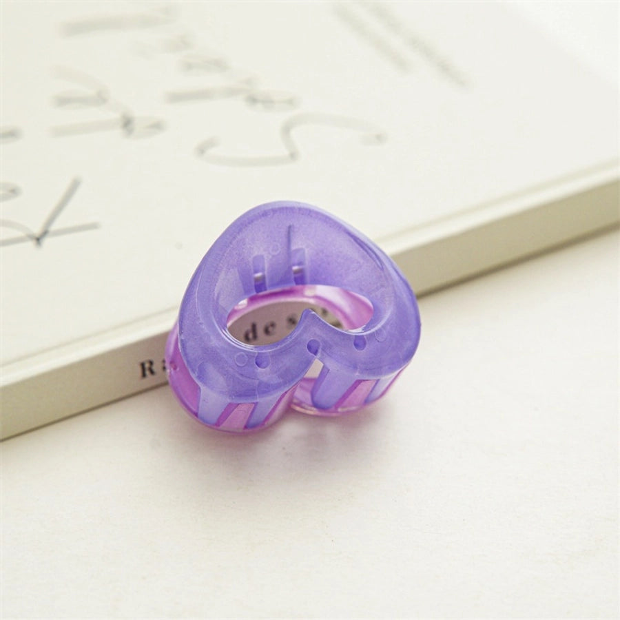 sweet heart shape plastic resin hollow out hair claws