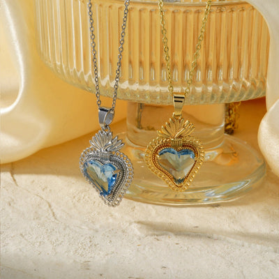 304 Stainless Steel Copper K Gold Plated Three-dimensional Inlay Heart Shape Strawberry Glass Pendant Necklace