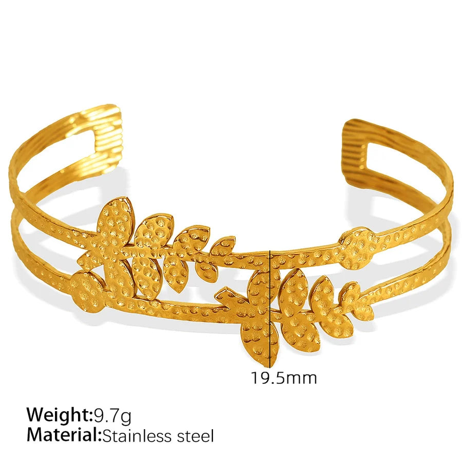 Simple Style Leaves Solid Color Flower Titanium Steel 18K Gold Plated Bangle In Bulk