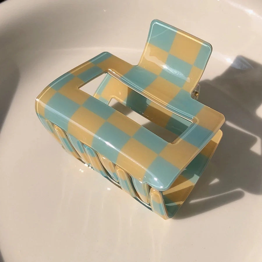 Women's Simple Style Lattice PVC Hair Claws