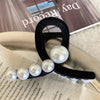 retro geometric imitation pearl flannel criss cross hair claws