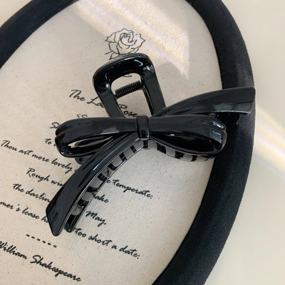 Women's Elegant Streetwear Bow Knot PS Hair Claws