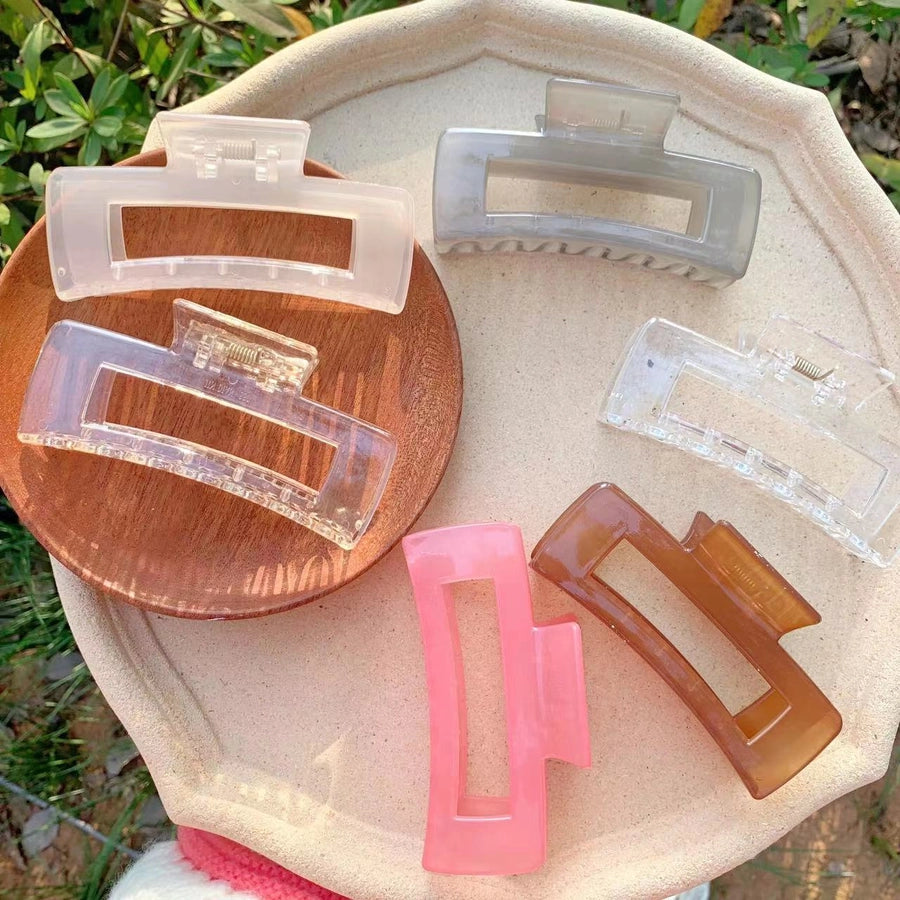 fashion solid color plastic resin hair claws 1 piece