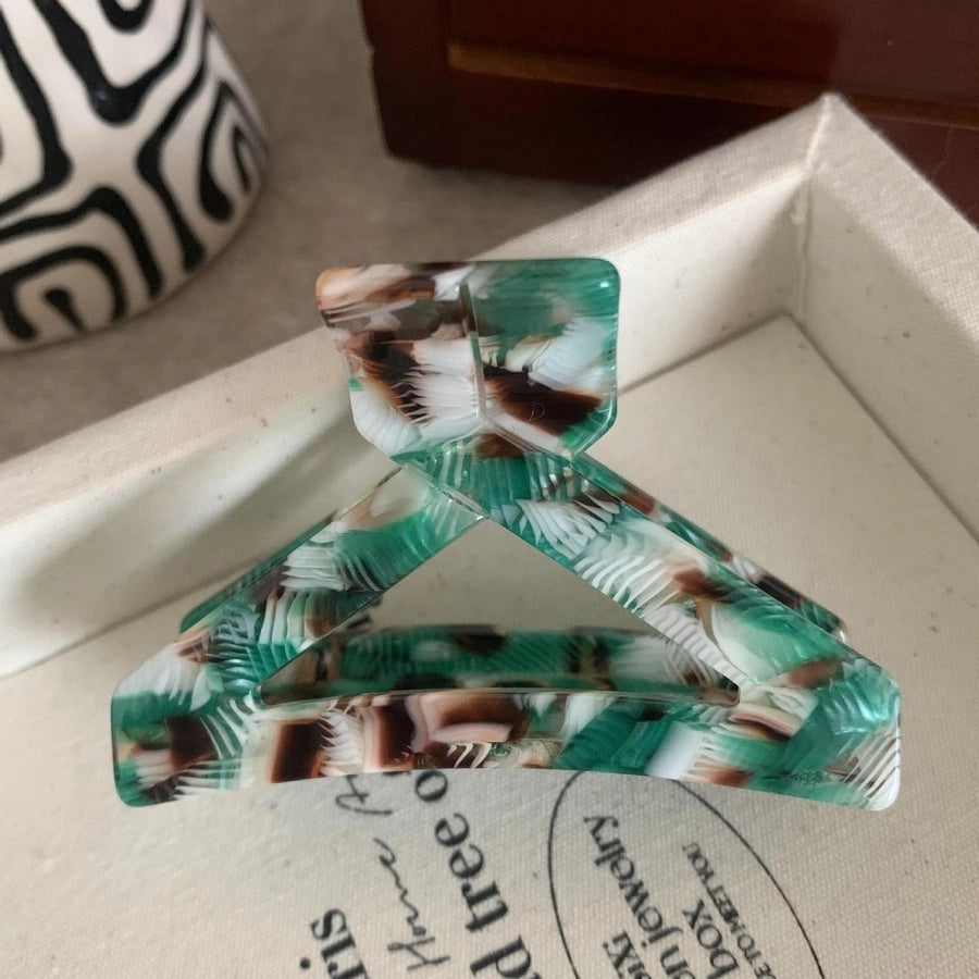 Women's Casual Simple Style Geometric Acetic acid sheets Hair Claws