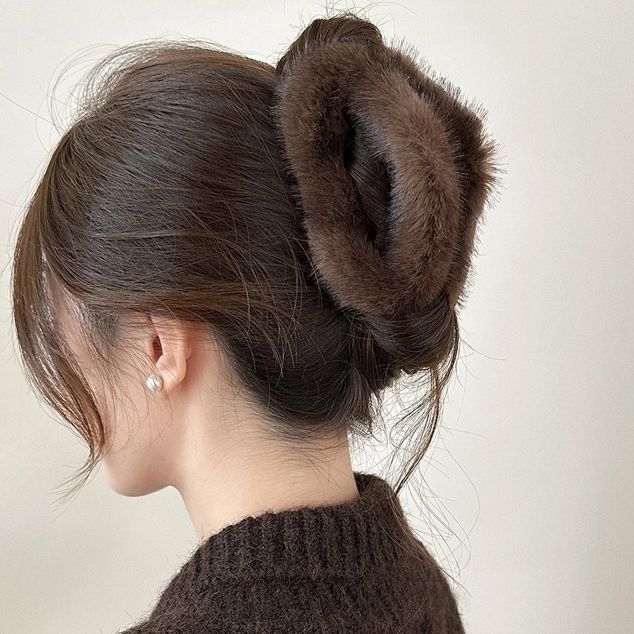 Korean Style Large Mink Fur Grip Women's New Autumn and Winter Hair Volume Shark  Former Red Hot Design Niche Barrettes