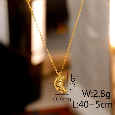 Copper 18K Gold Plated Ruched Chain Horns Pendant Necklace