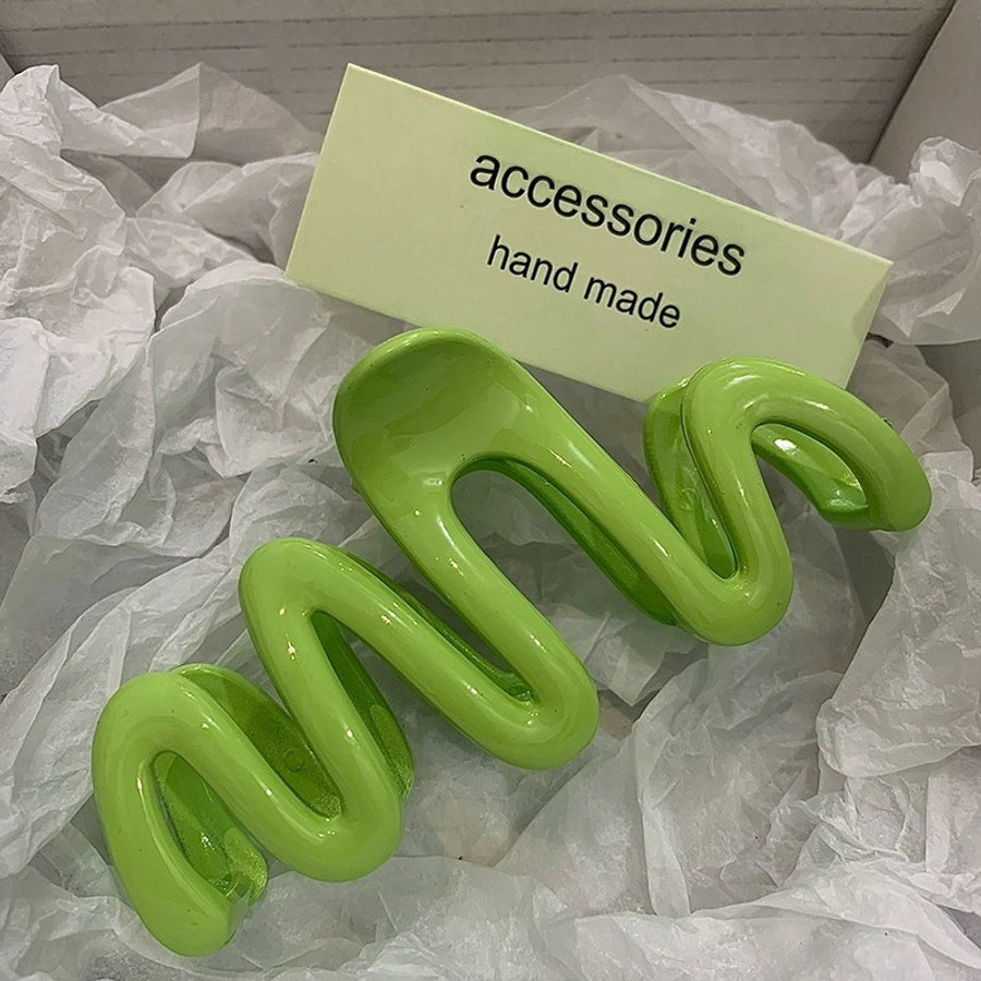 Casual Simple Style Heart Shape Bow Knot Arylic Alloy Hair Claws 1 Piece