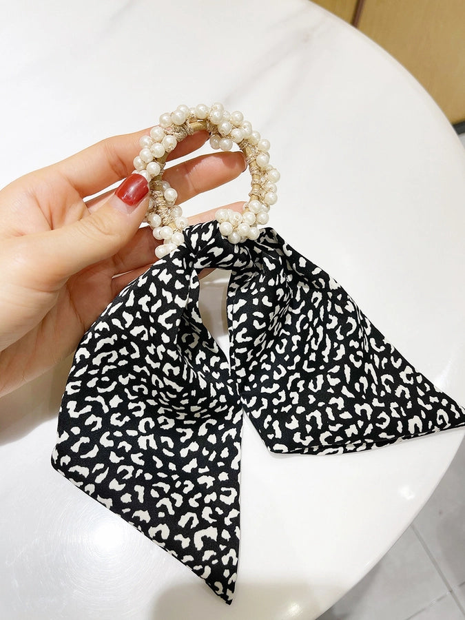 Women's Simple Style Classic Style Solid Color Cloth Baroque Pearls Hair Tie