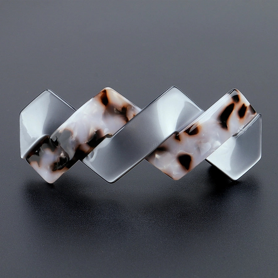 Women's Retro Simple Style Twist Acetic acid sheets Hair Clip