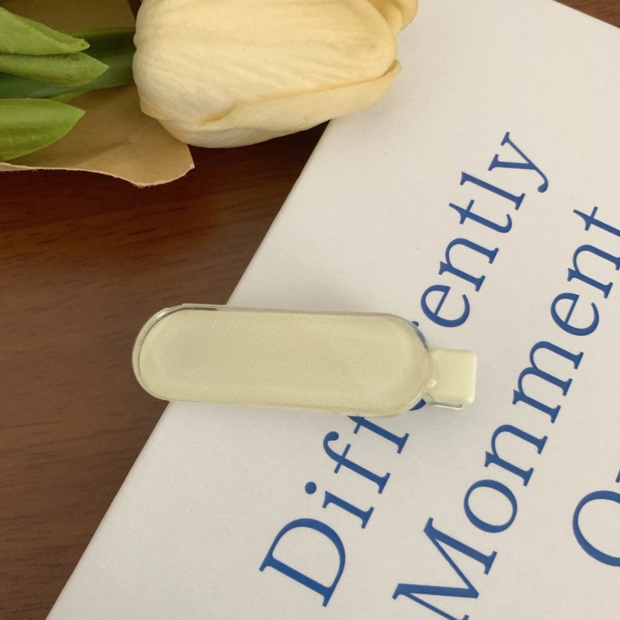 Women's Cute Sweet Korean Style Oval Plastic Resin Handmade Hair Clip