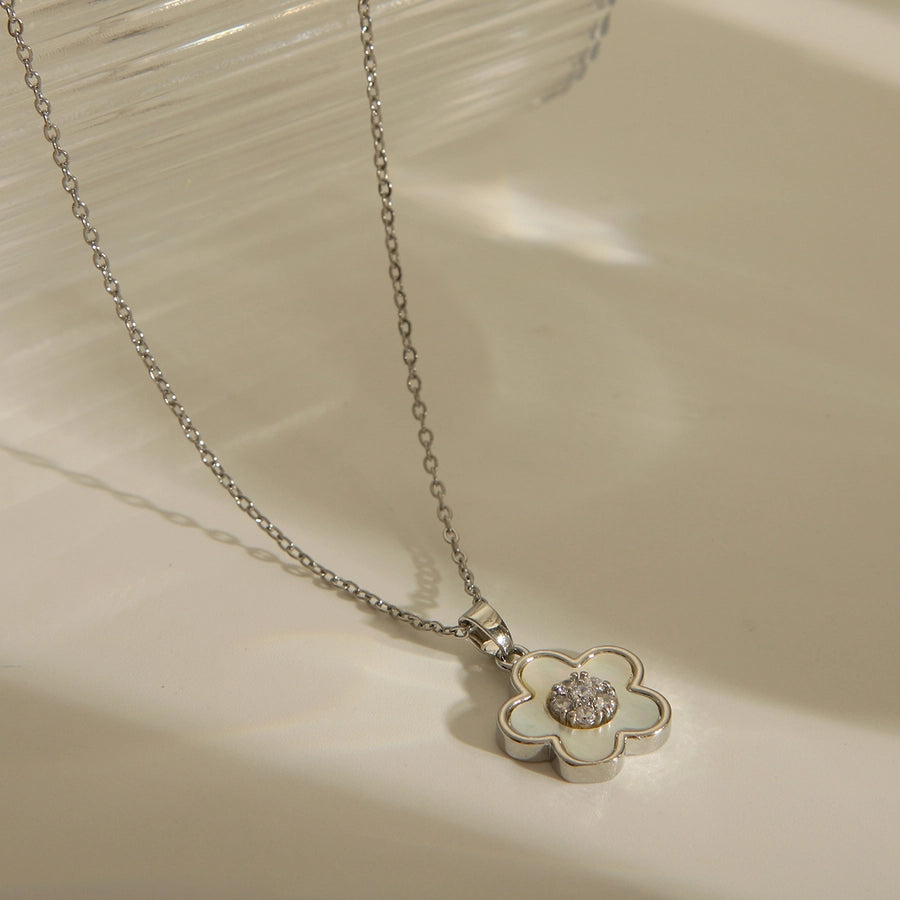 201 Stainless Steel Copper 14K Gold Plated Inlay Flower Shell Zircon Pendant Necklace