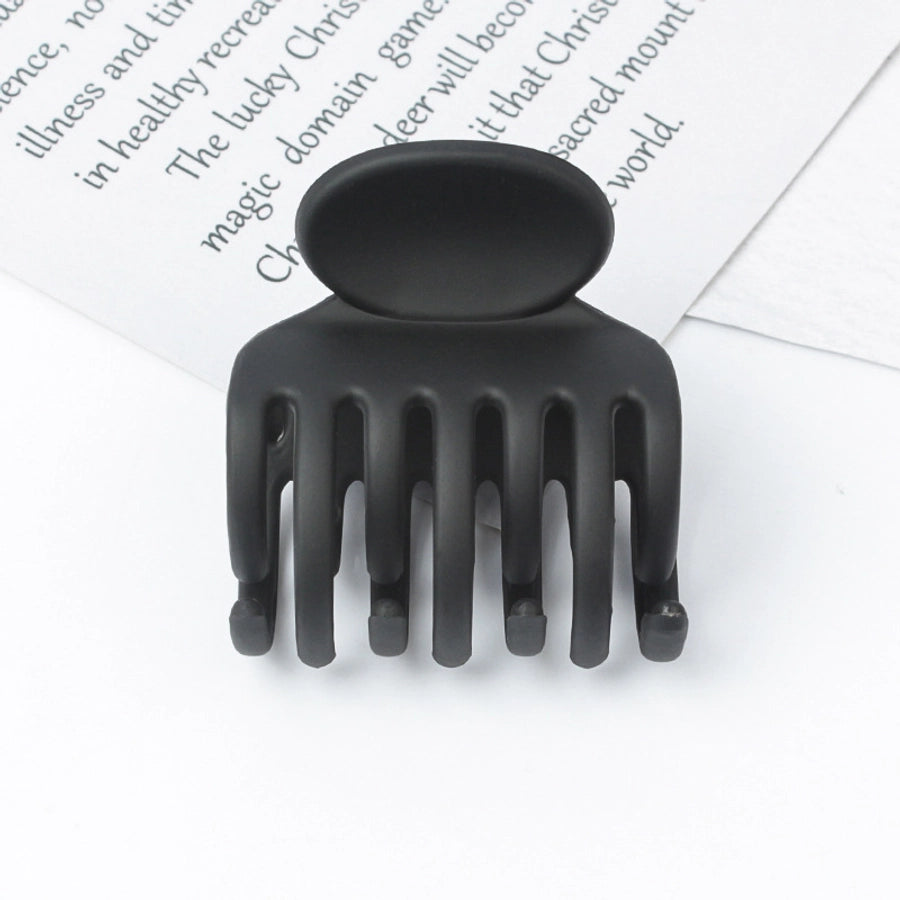 simple style solid color plastic resin hollow out hair claws 1 piece