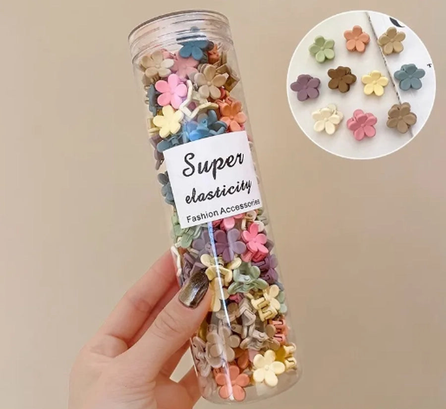 Women's Sweet Rabbit Heart Shape Arylic Hair Claws