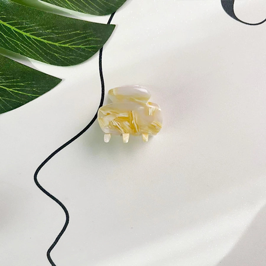 Women's Retro Geometric Acetic acid sheets Hair Claws