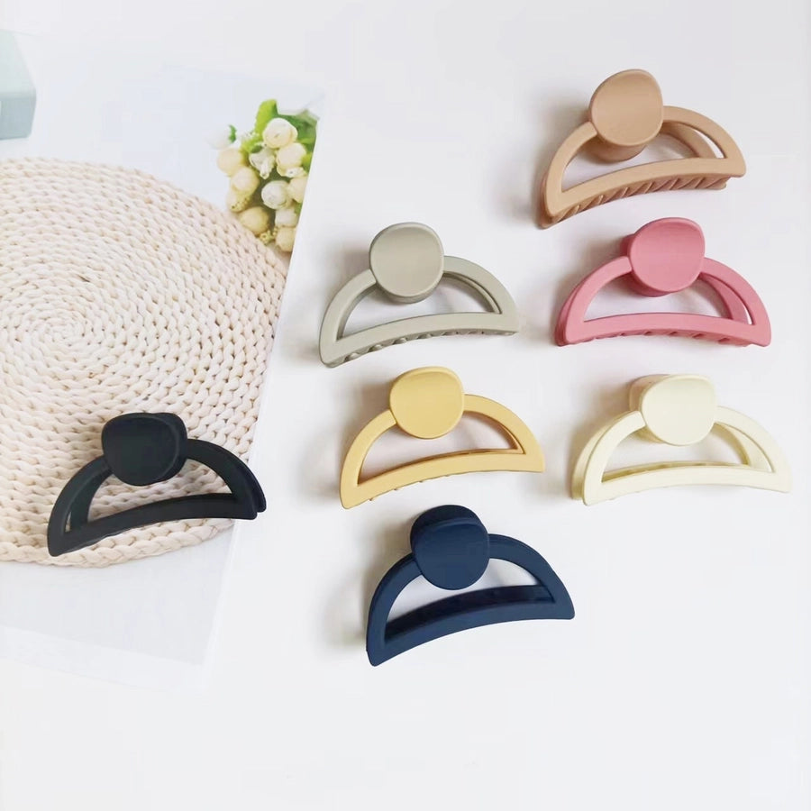 Milk Tea Color Grab Clip  Girl's Hair Grab Head Shark Clip Summer Hair Clip Hair Accessories