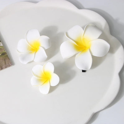 Women's Sweet Flower Plastic Metal Inlay Pearl Hair Clip