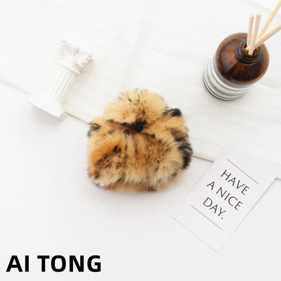 Women's Simple Style Classic Style Solid Color rabbit fur Hair Claws