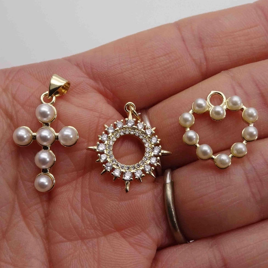 1 Piece Imitation Pearl Copper Zircon Cross Heart Shape Pendant