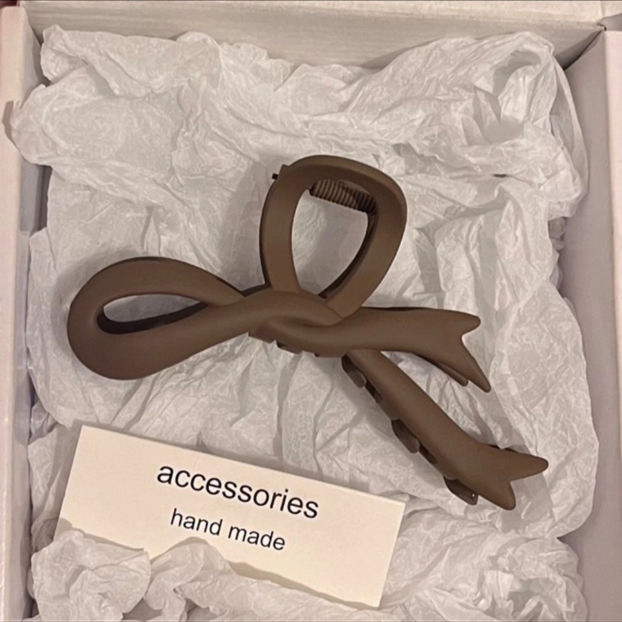 Women's Simple Style Classic Style Solid Color Plastic Resin Hair Claws