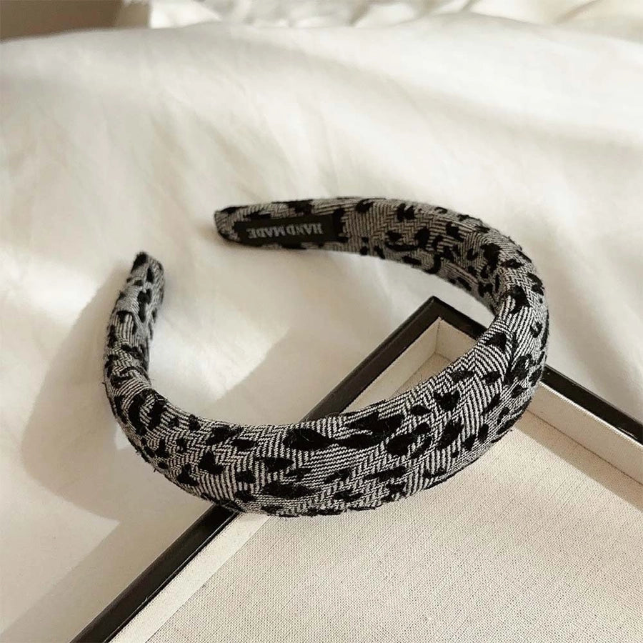 Retro Women's Leopard Cloth Resin Hair Band