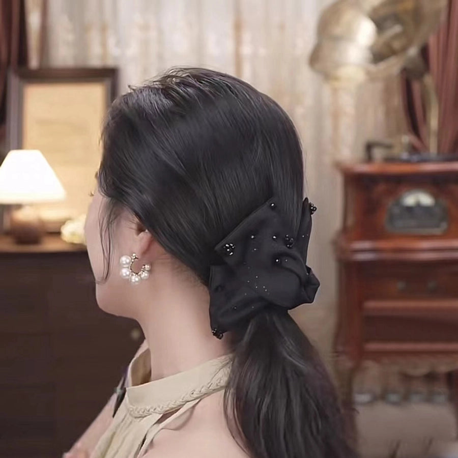 Women's Elegant Luxurious Sweet Triangle Beads Hair Claws