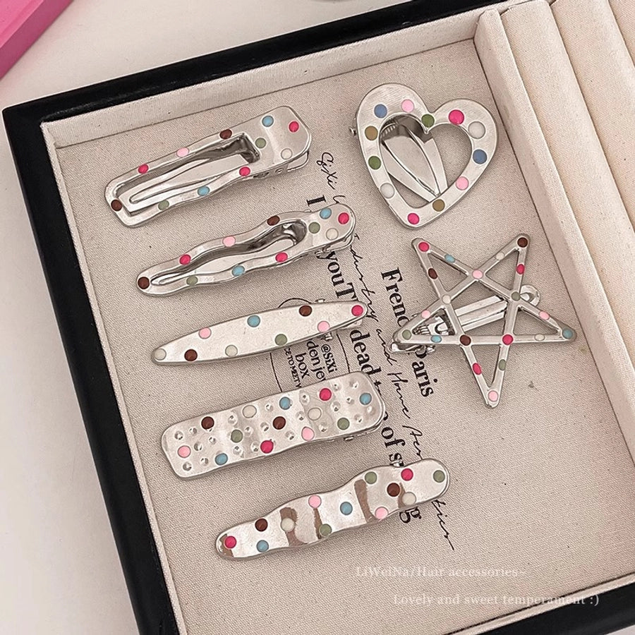 Women's Cute Solid Color Alloy Hair Clip