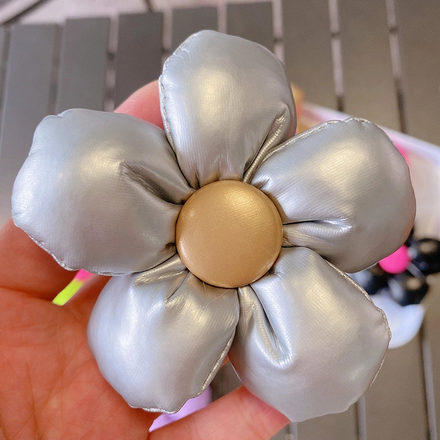 HD7387A02 sweet cool leather three-dimensional five-petal flower hairpin hairpin simple elegant flower duckbill clip hair accessories