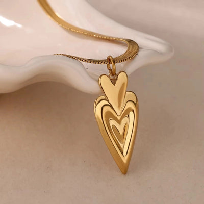 Jewelry Vintage Style Heart Shape 304 Stainless Steel Copper 18K Gold Plated Pendant Necklace