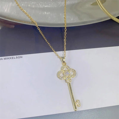 Copper O-shaped chain 18K Gold Plated Rose Gold Plated White Gold Plated Inlay Key Zircon Pendant Necklace