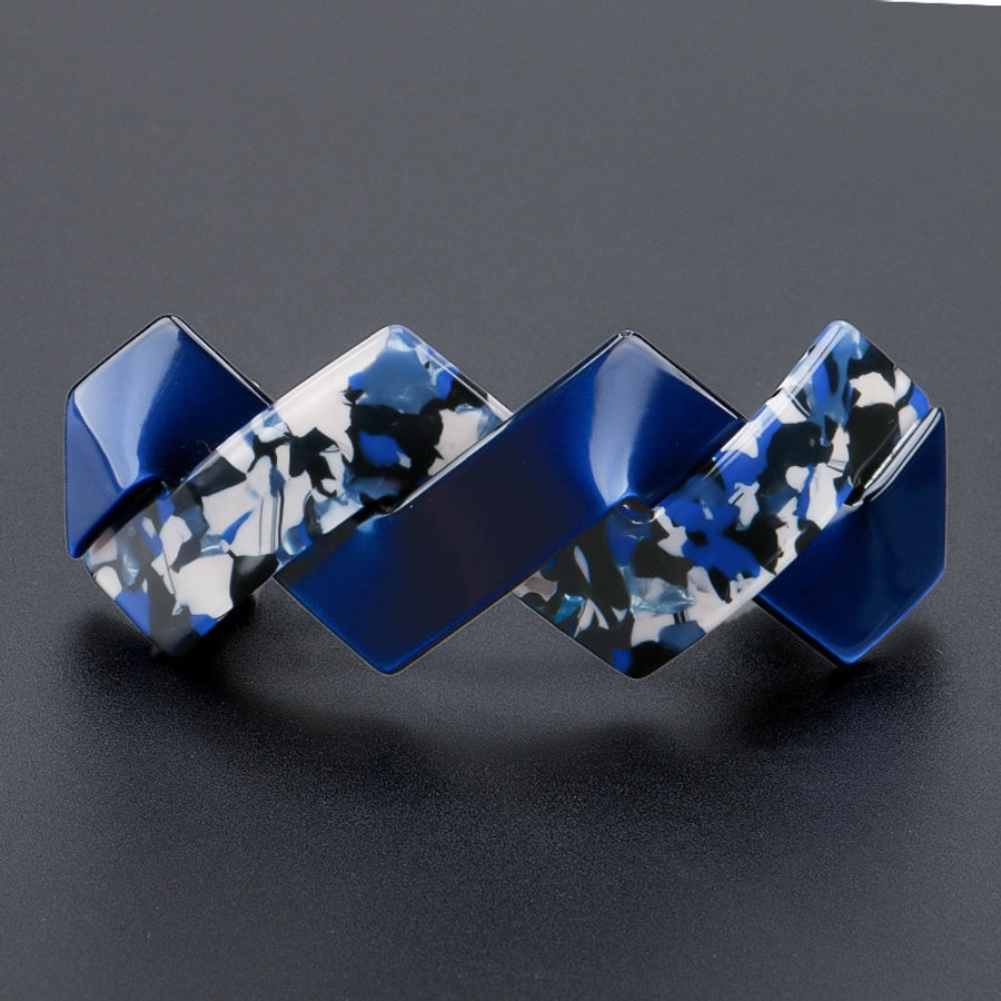 Women's Retro Simple Style Twist Acetic acid sheets Hair Clip