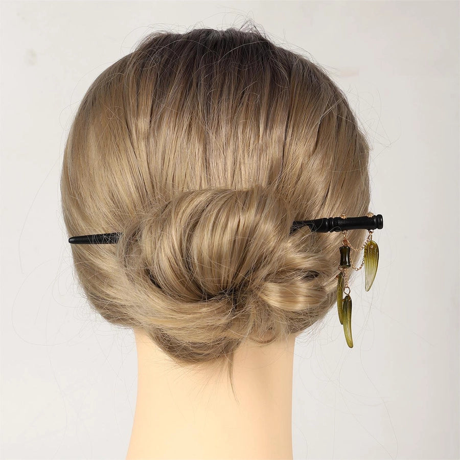 Women's Chinoiserie Classic Style Artistic Bamboo Flower Wood Tassel Hairpin