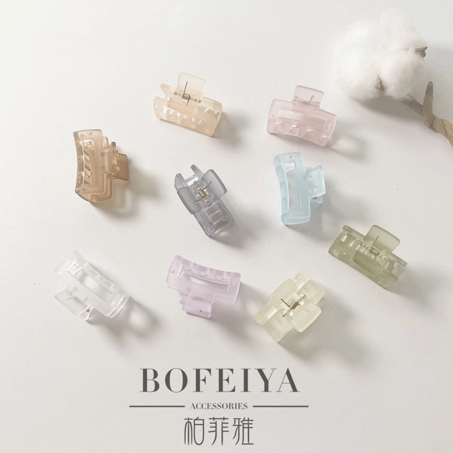 sweet solid color arylic hair claws 1 piece