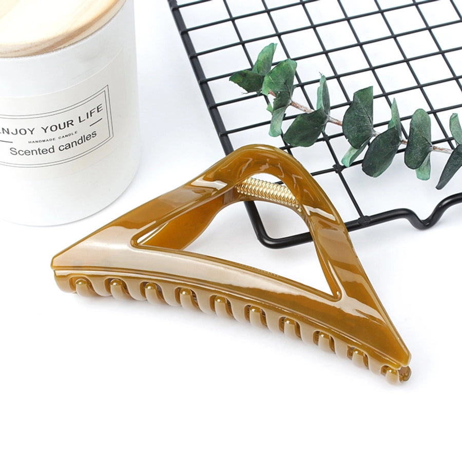 simple style triangle arylic stoving varnish hair claws 1 piece