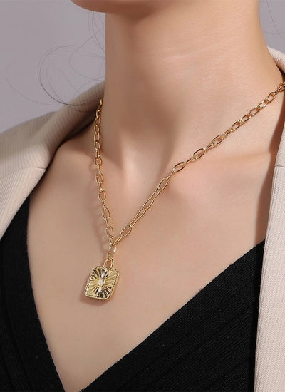 Copper Brass 18K Gold Plated Inlay Tortoise Geometric Animal Artificial Gemstones Zircon Necklace