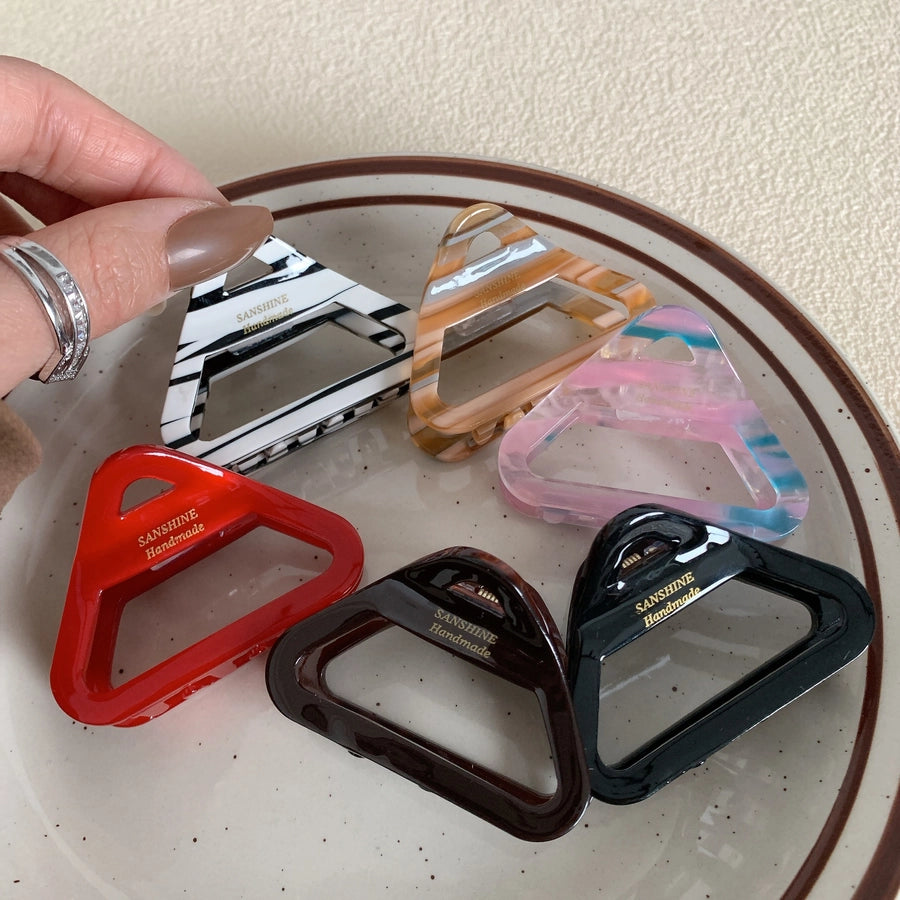 Women's Korean Style Triangle Acetic acid sheets Hair Claws