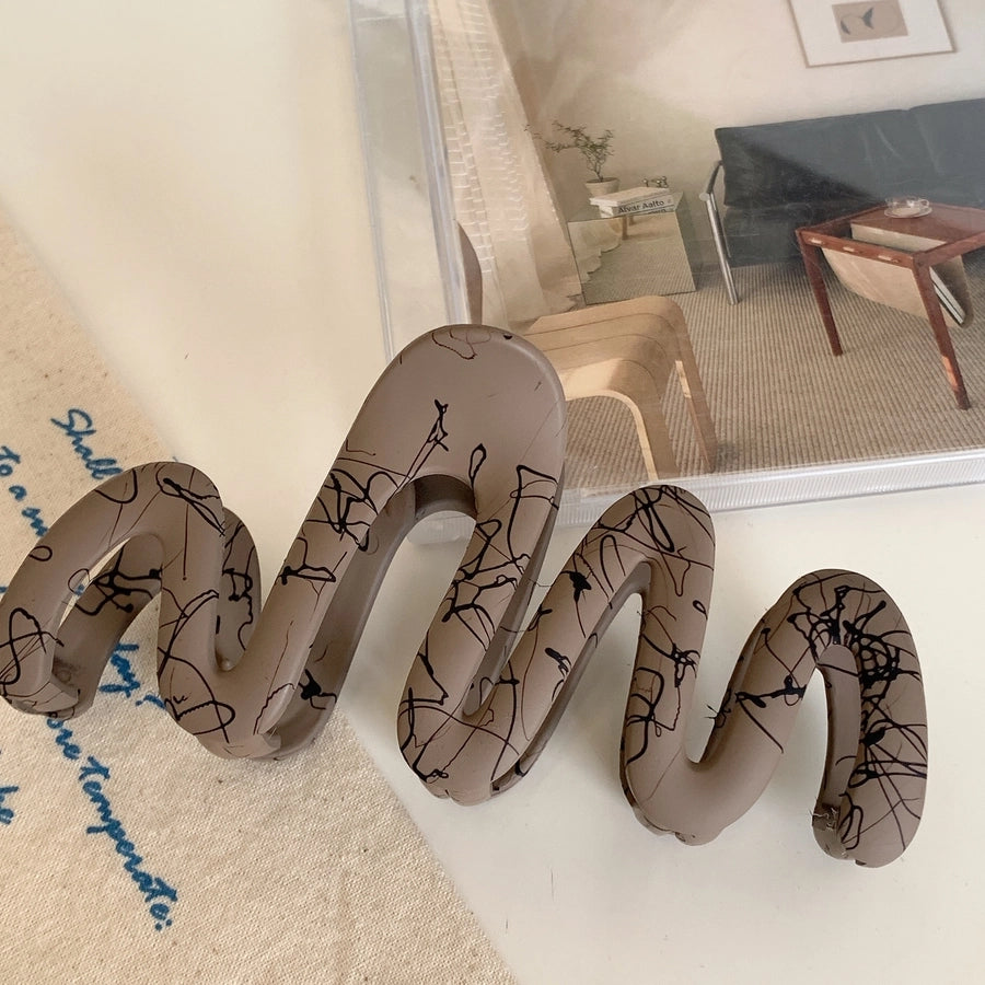 simple style artistic lines plastic hair claws