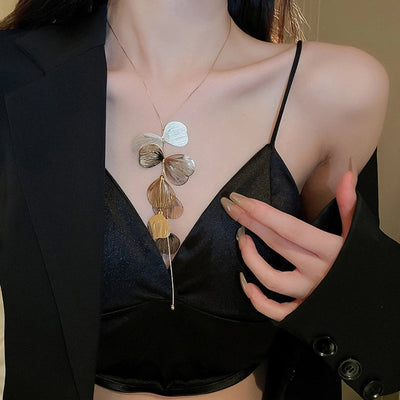 Copper Flower Pendant Necklace