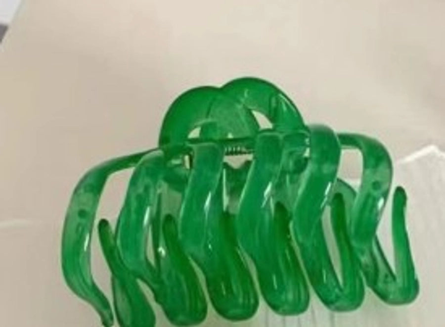 simple style solid color plastic hair claws