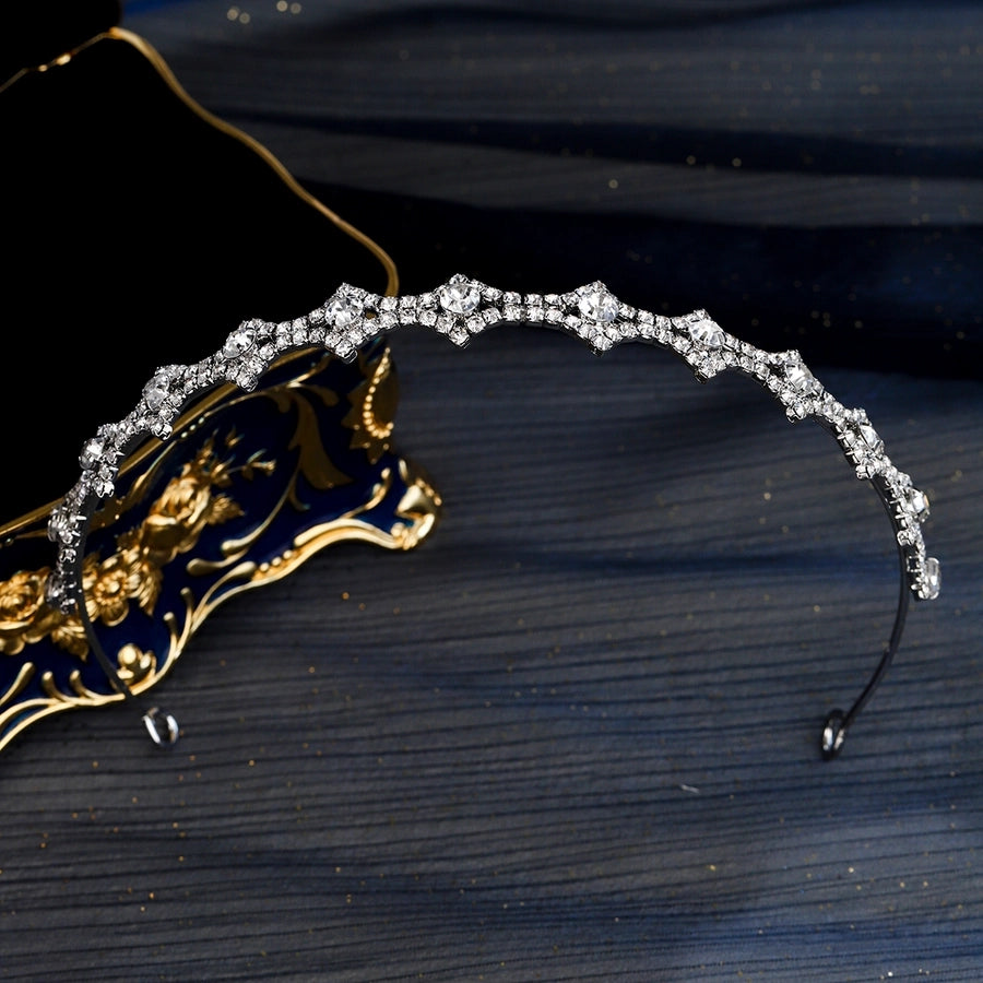 Women's Luxurious Geometric Copper Inlay Rhinestones Hair Band