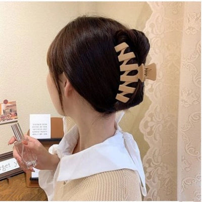 fashion geometric resin stoving varnish hair claws 1 piece