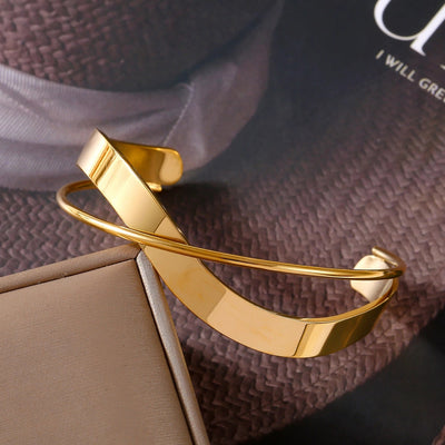 Casual Simple Style Geometric Titanium Steel Wide Bracelet In Bulk