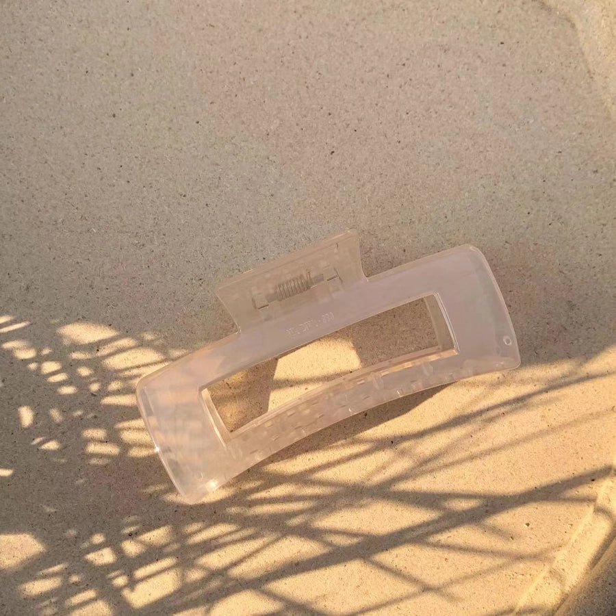 fashion solid color plastic resin hair claws 1 piece