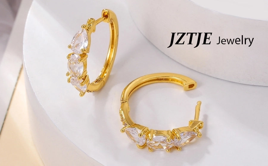 1 Pair Classic Style Round Inlay Copper Zircon 18K Gold Plated Hoop Earrings