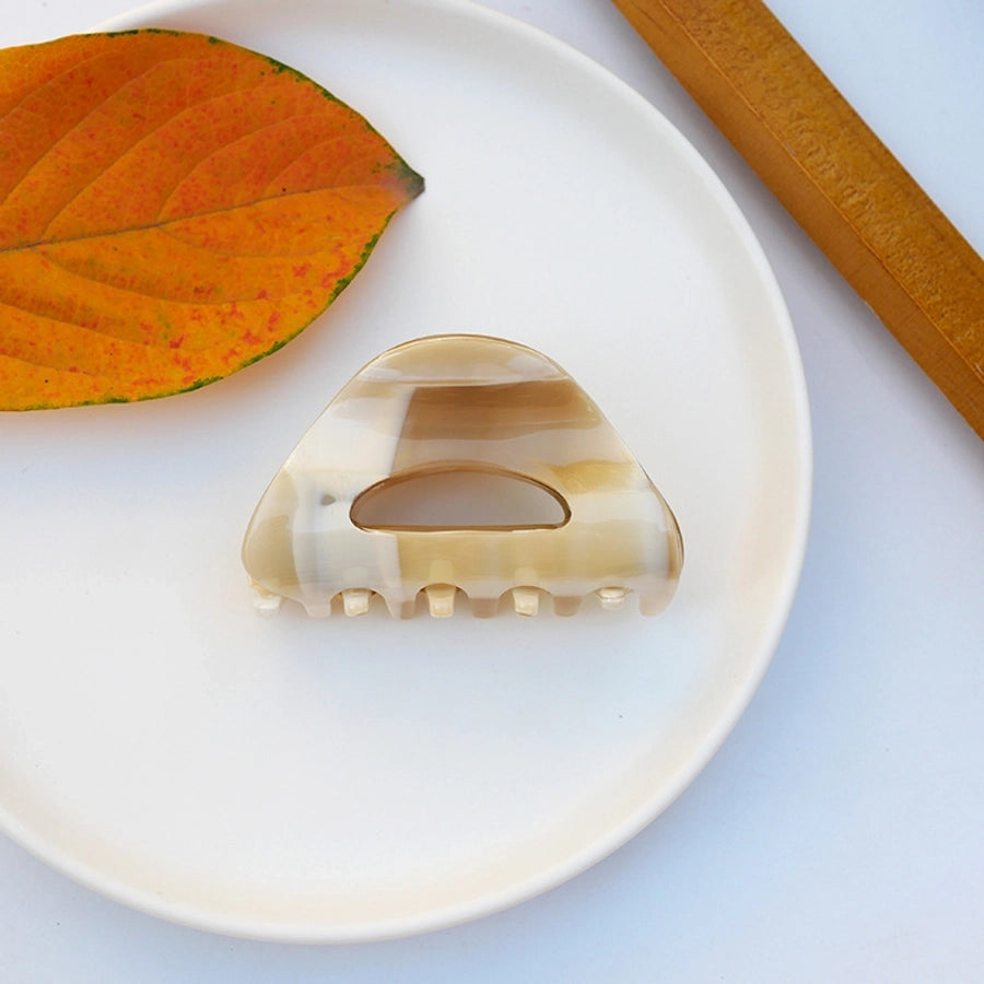 fashion tortoiseshell hollow semicircle hair clip simple hairpin