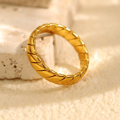 Jewelry Elegant Round 304 Stainless Steel 18K Gold Plated Polishing Plating Rings